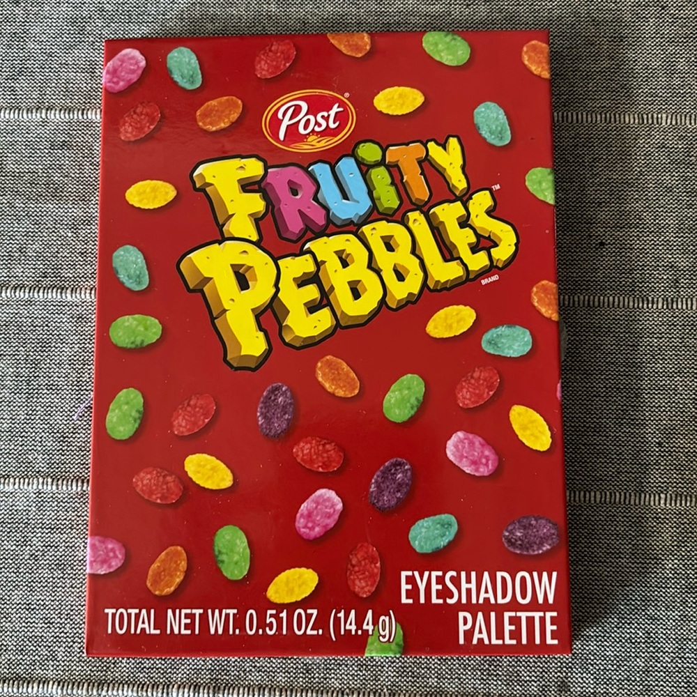 Eye shadow palette